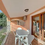 Isa-residence With Swimming-pool In Badesi, With Air Conditioning And Private Outdoor Space